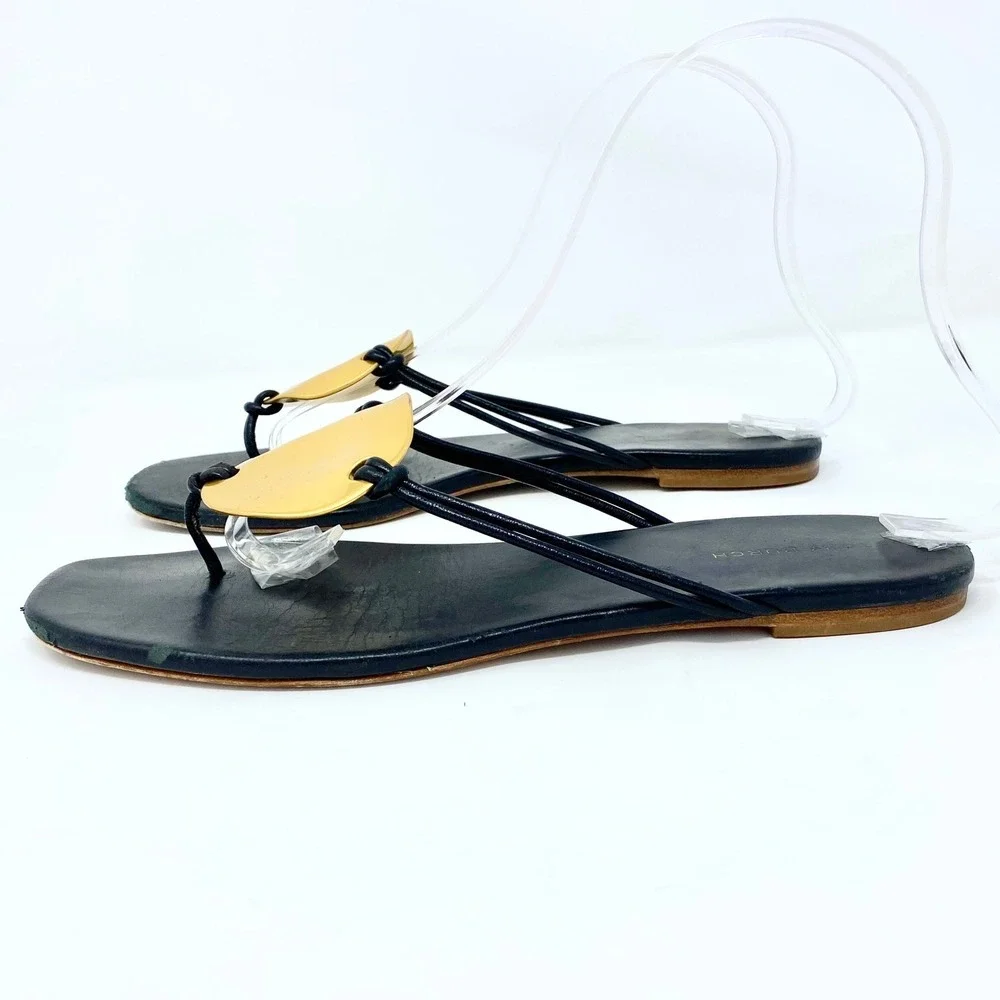 TORY BURCH BLACK LEATHER HAMMERED GOLD DISC THONG SANDALS SIZE 7